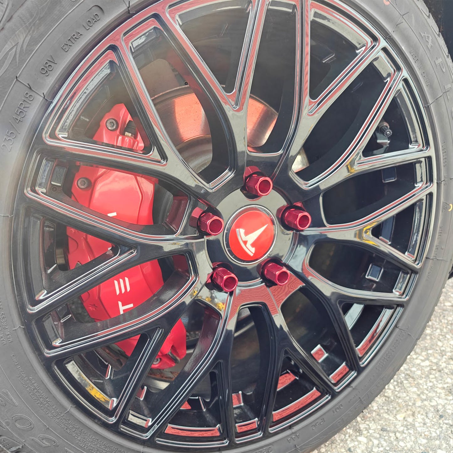 Tesla Model Y Model 3 Aluminum Wheel Lug nut