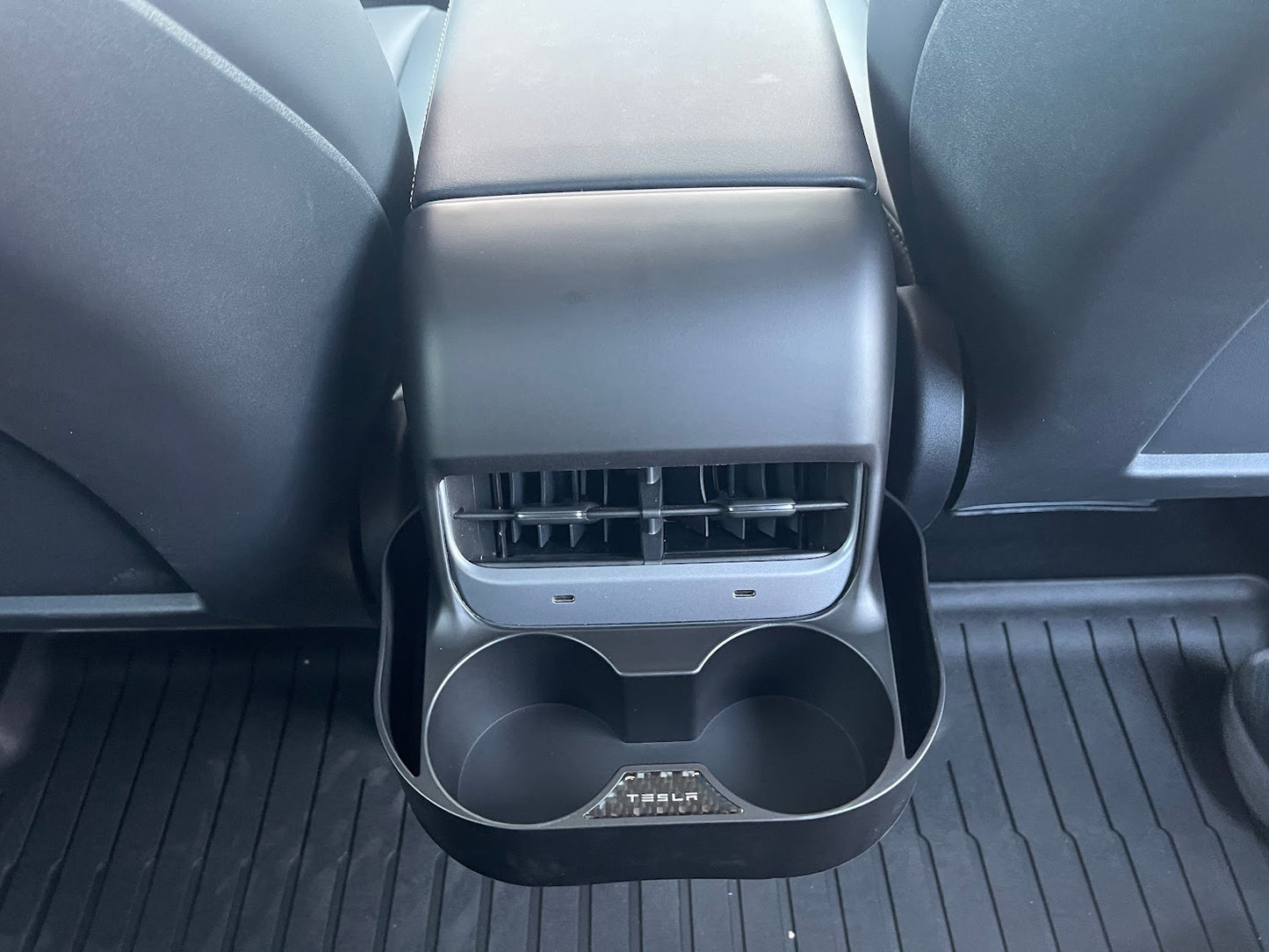Model 3 Y Rear Air outlet Cup Holder Storage box