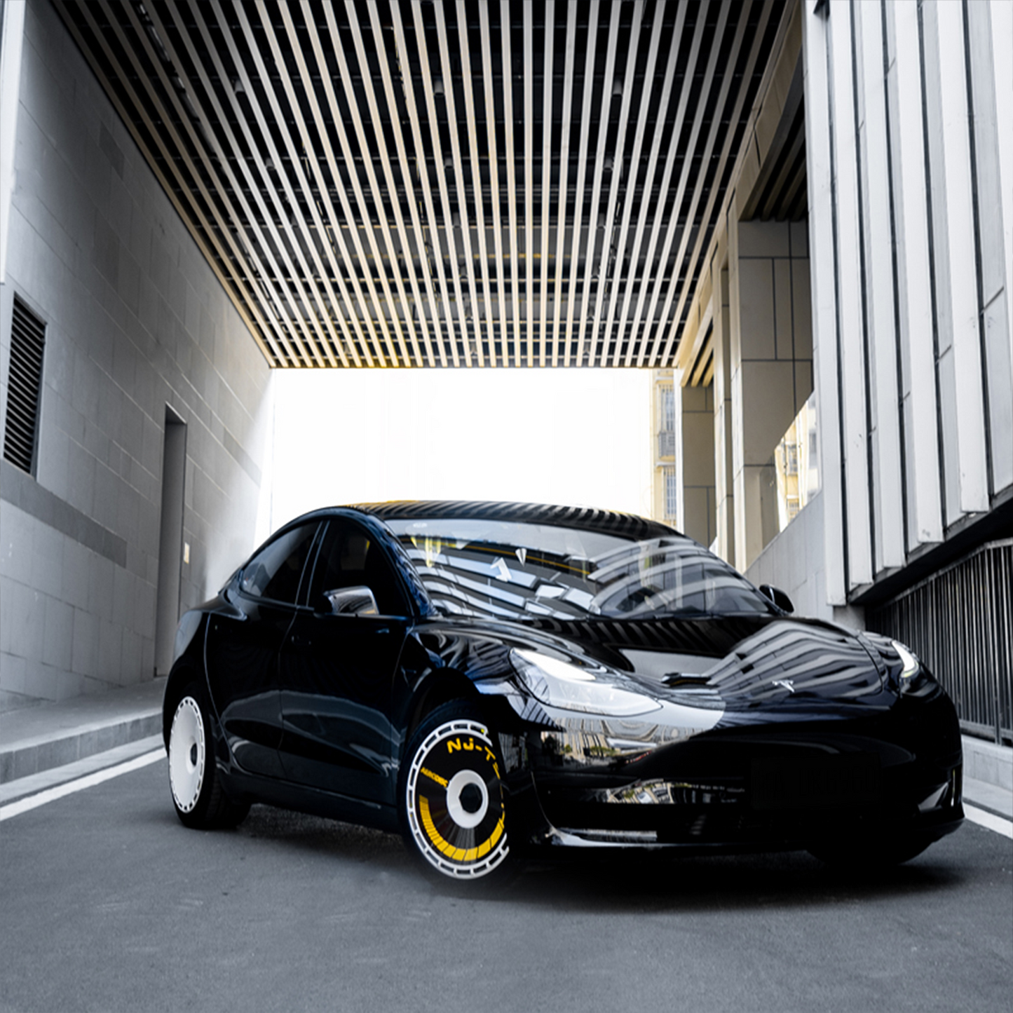 Tesla Model 3 Kamen Rider Mask Knight Rims Cover 18inch 4PCS/Set Full Cover Protecting Hub