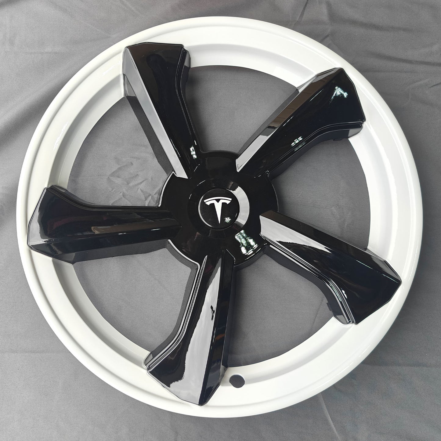 Tesla Model Y Juniper 19 inch Crossflow Rim  Wheels Cover