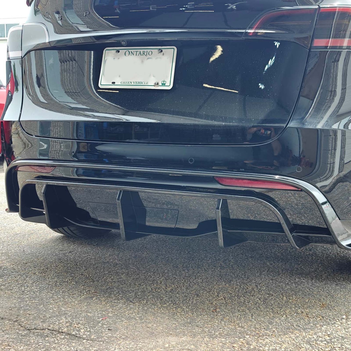 Tesla Model Y diffuser Replacement with hitch cover Gloss Black With installtion