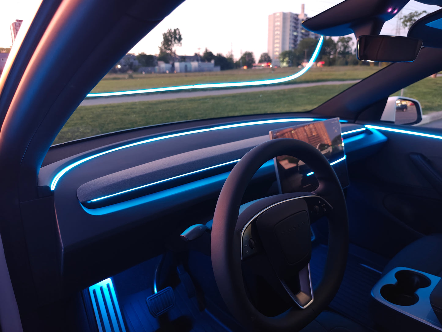 2026+ Model y standard range Acrylic Ambient Lights Auto ON Off with installation