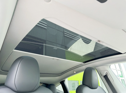 Model Y Retractable Glass Roof Sunshade